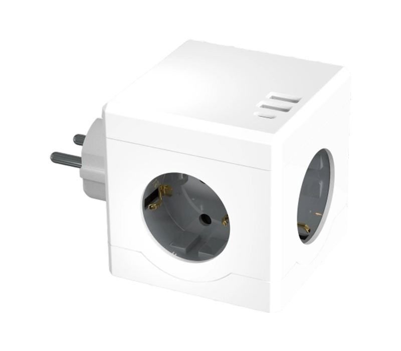 E15-C dugaszolható kocka elosztó 3 európai stílusú kimenettel, 2 USB-A porttal és 1 USB-C porttal